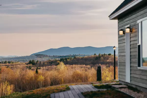 104 Hamlin RD, Waterford, ME 04088