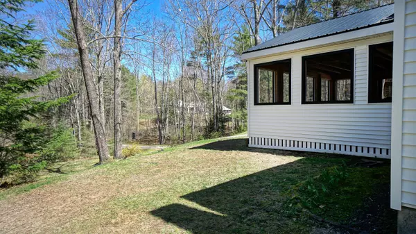 Standish, ME 04084,470 Cape RD