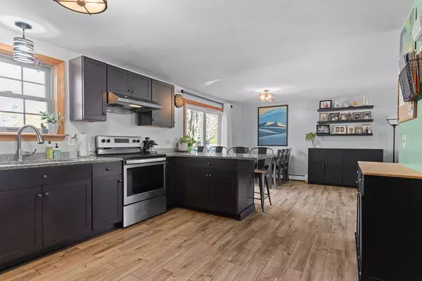 South Berwick, ME 03908,53 Tamarack DR