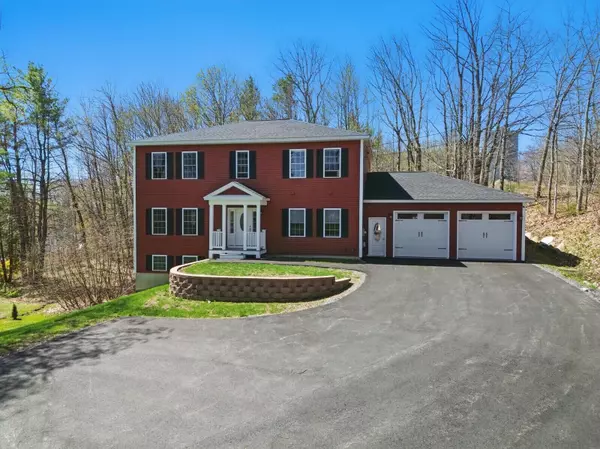 Hallowell, ME 04347,62 Winthrop ST