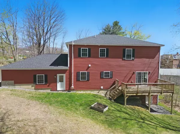 Hallowell, ME 04347,62 Winthrop ST