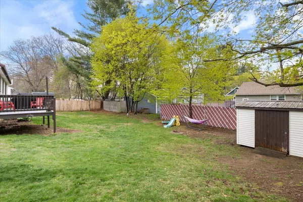 Sanford, ME 04083,27 Rosewood CIR