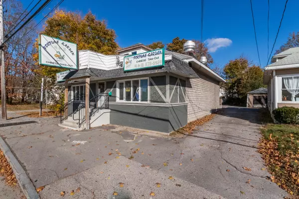 Portland, ME 04103,1435 Forest AVE