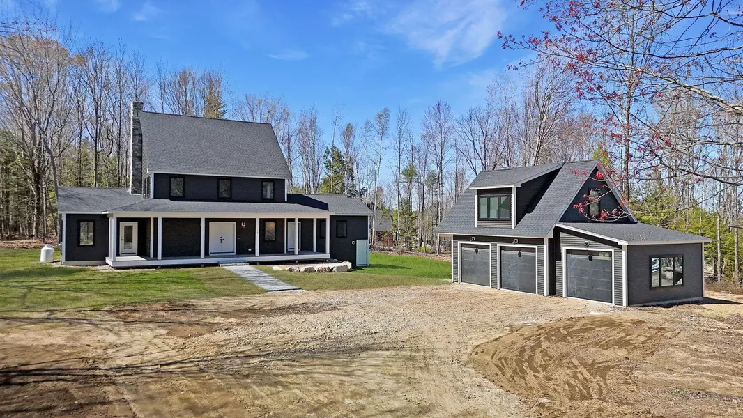 15 County XING, Brunswick, ME 04011