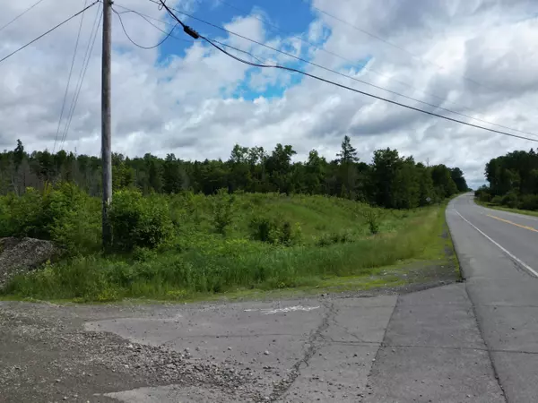 Lee, ME 04455,3 Maxwell RD