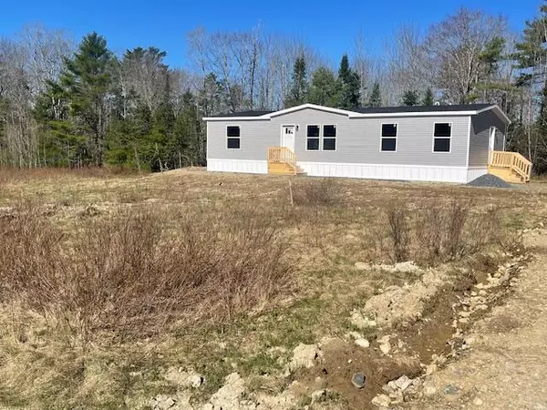 Pittston, ME 04345,53 Rosie EST