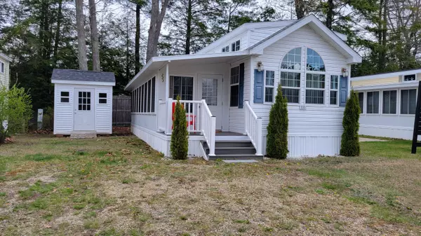 430 Post RD #233,  Wells,  ME 04090
