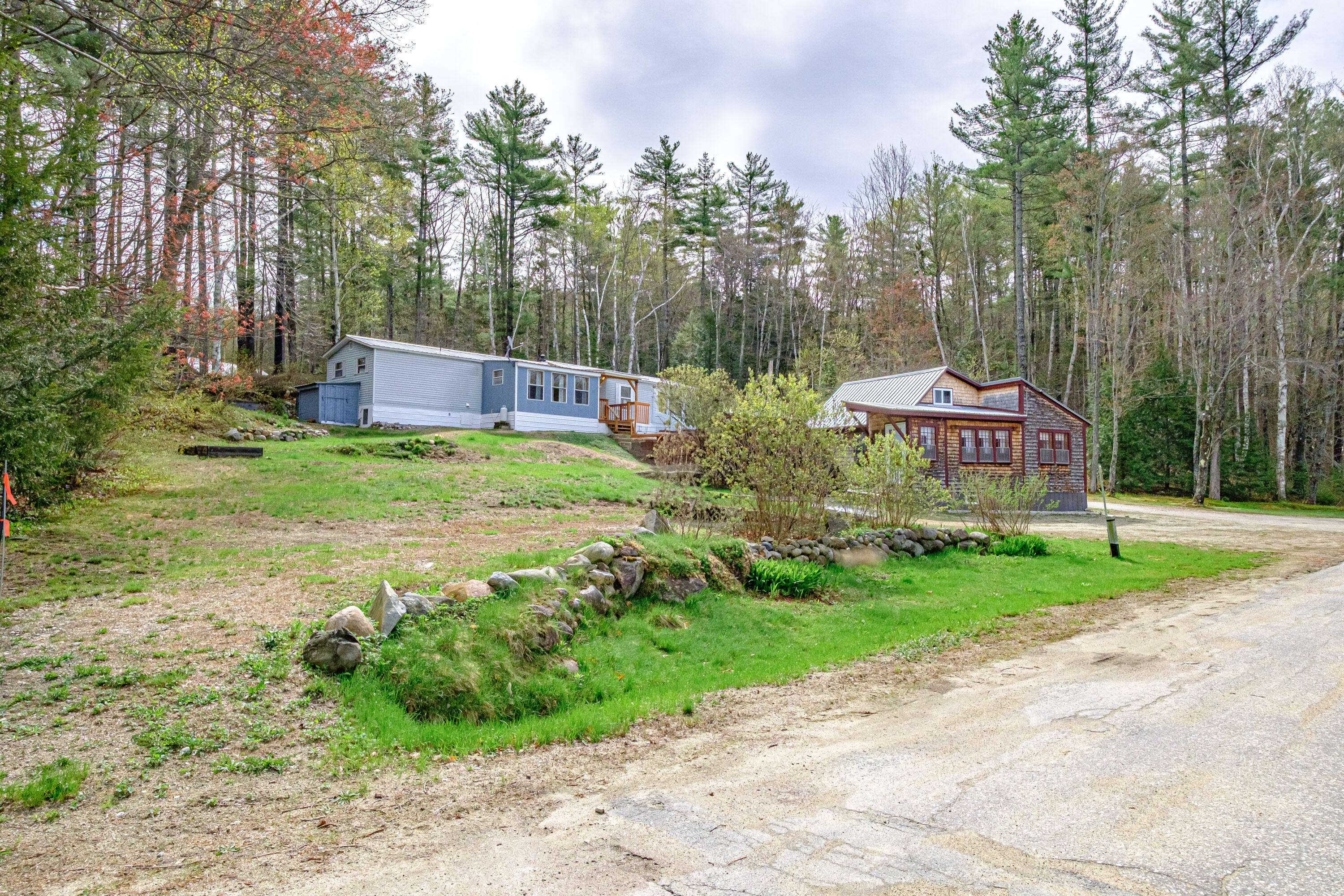Gilead, ME 04217,352 Bog RD
