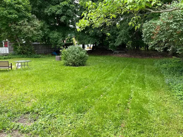 Paris, ME 04281,8 Gothic ST