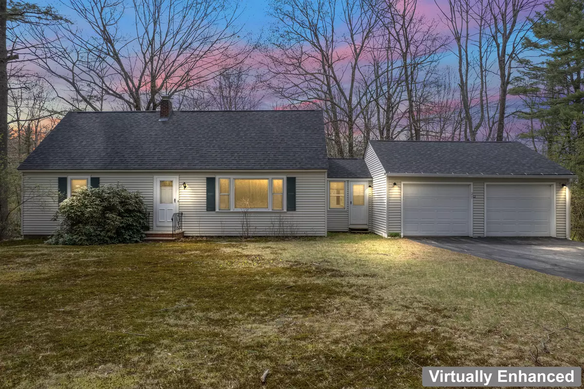 Winthrop, ME 04364,25 Holmes RD