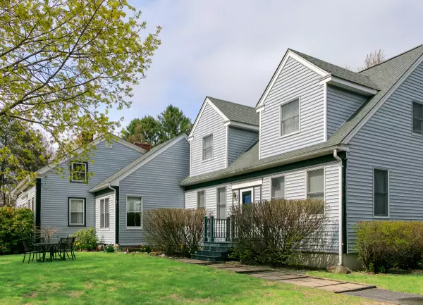 Kennebunk, ME 04043,63 Fletcher ST