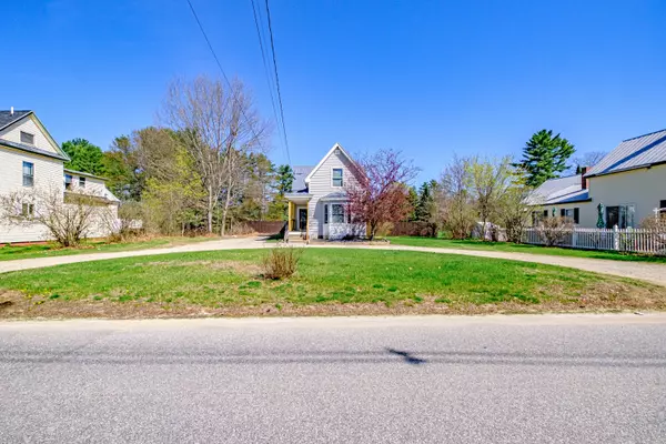 Norway, ME 04268,32 Tucker ST