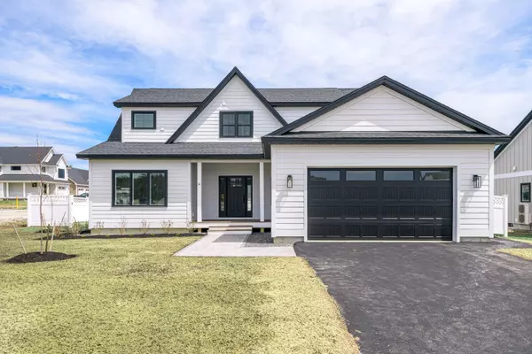 72 Owl's Nest RD, Portland, ME 04102