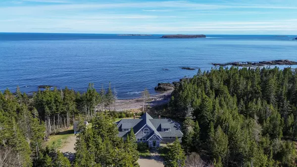 Machiasport, ME 04655,372 Pettegrow Point RD