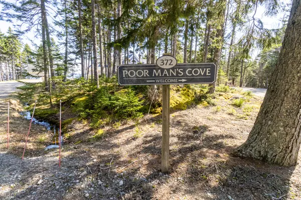 Machiasport, ME 04655,372 Pettegrow Point RD