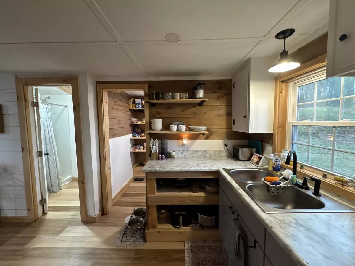 Hiram, ME 04041,62 Main ST