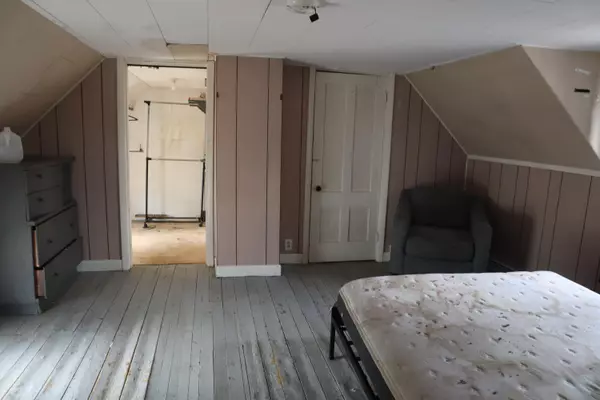 Guilford, ME 04443,34-36 Elm ST