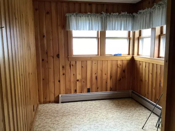 Fort Fairfield, ME 04742,44 Currier RD