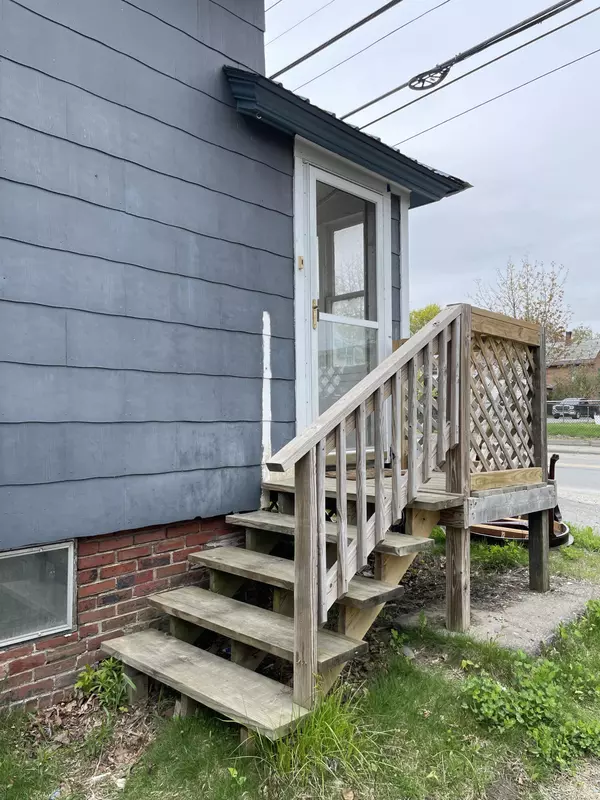 Waterville, ME 04901,14 Western AVE