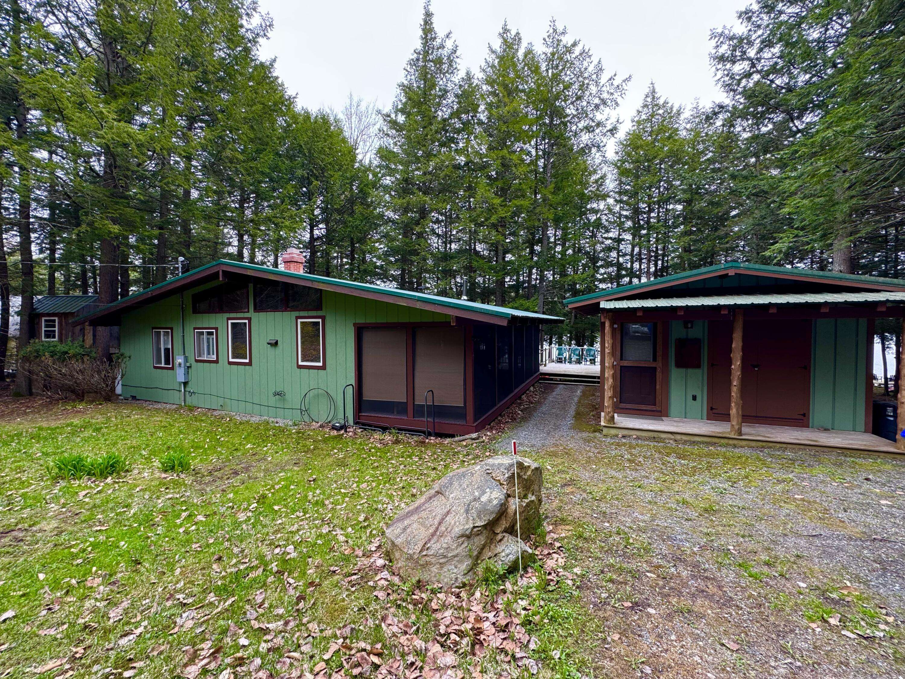 8 Vienna Shores RD,  Vienna,  ME 04360