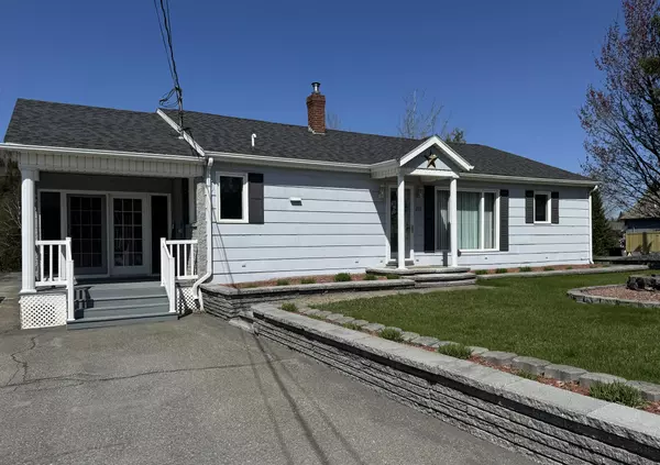 Fort Kent, ME 04743,279 Market ST