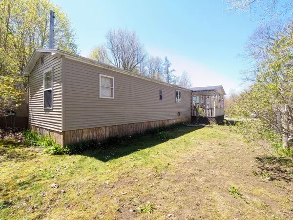 Guilford, ME 04443,19 Prospect ST