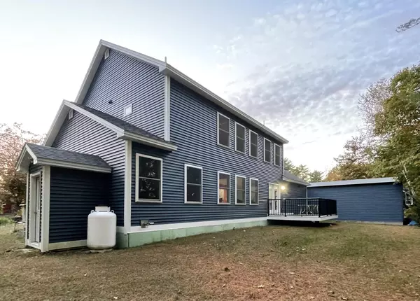 Raymond, ME 04071,93 Pipeline RD