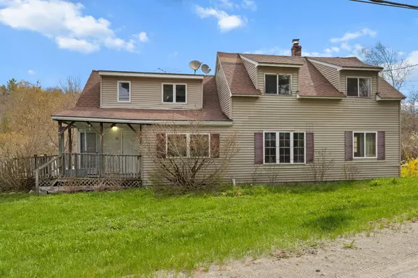 20 Crystal Spring LN, Rome, ME 04963