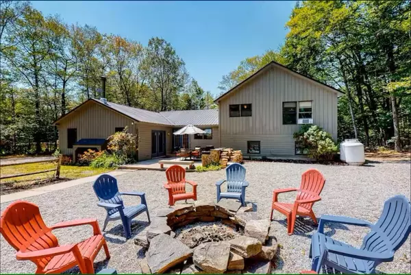 Bridgton, ME 04009,597 Sweden RD