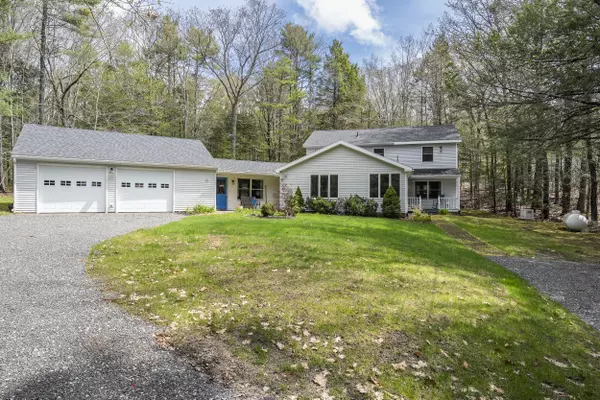 121 Log Cabin RD,  Kennebunkport,  ME 04046