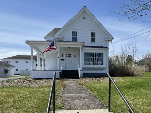 Van Buren, ME 04785,33 Main ST