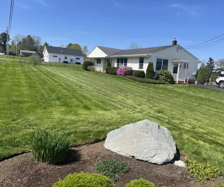 2 Savage LN, Searsport, ME 04974