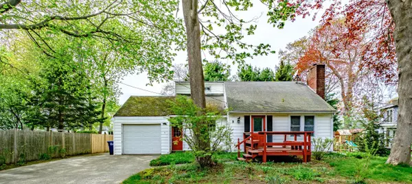 9 Charlotte ST, South Portland, ME 04106