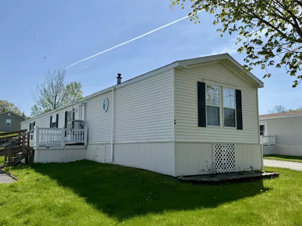 Bangor, ME 04401,4 M ST