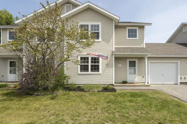 45 Guadalcanal DR #45, Brunswick, ME 04011