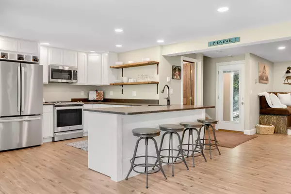 Bridgton, ME 04009,10 E Pinnacle RD #10