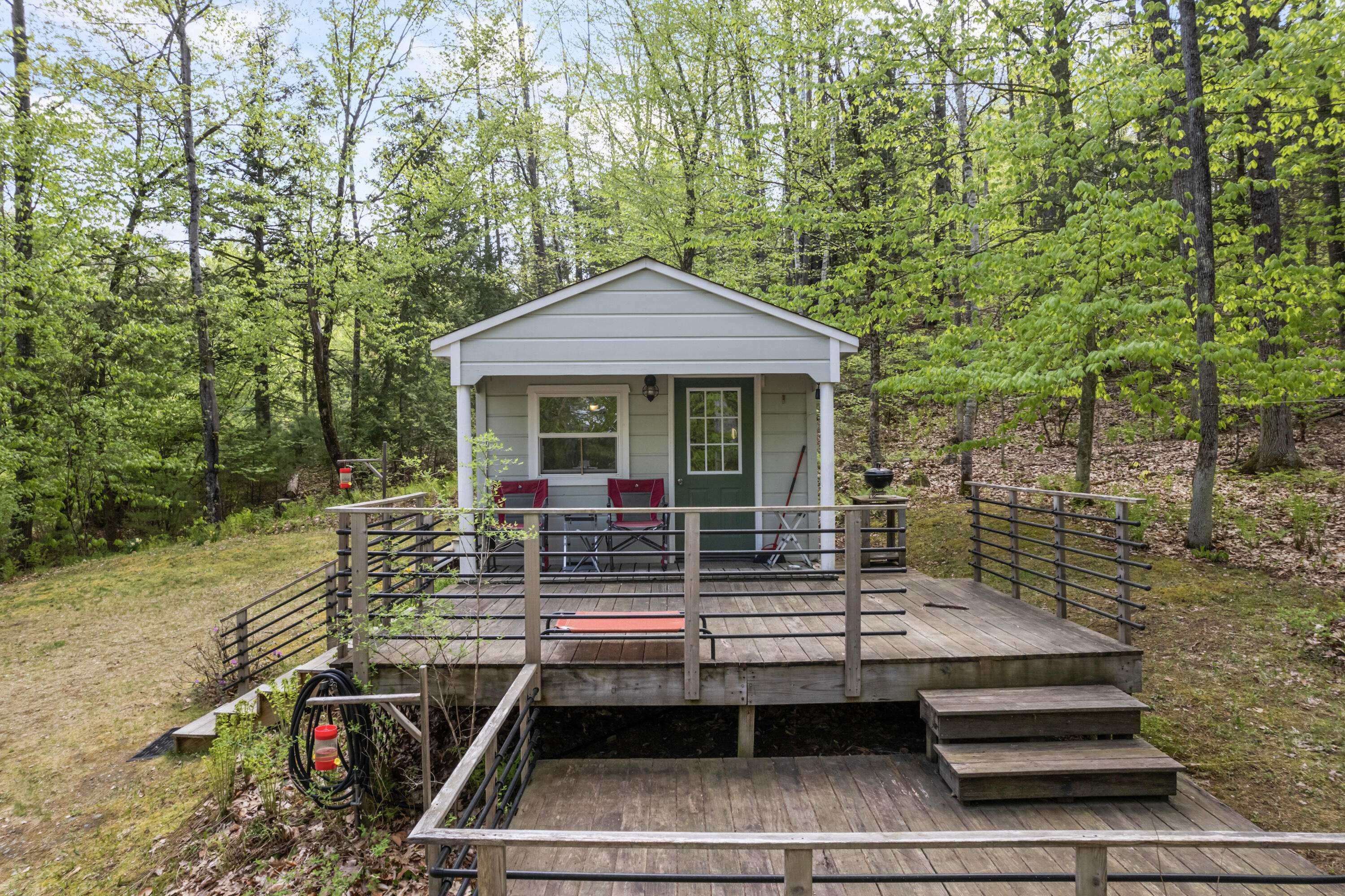 23 Woodland RD, Winthrop, ME 04364