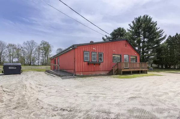 Pownal, ME 04069,407 Hallowell RD