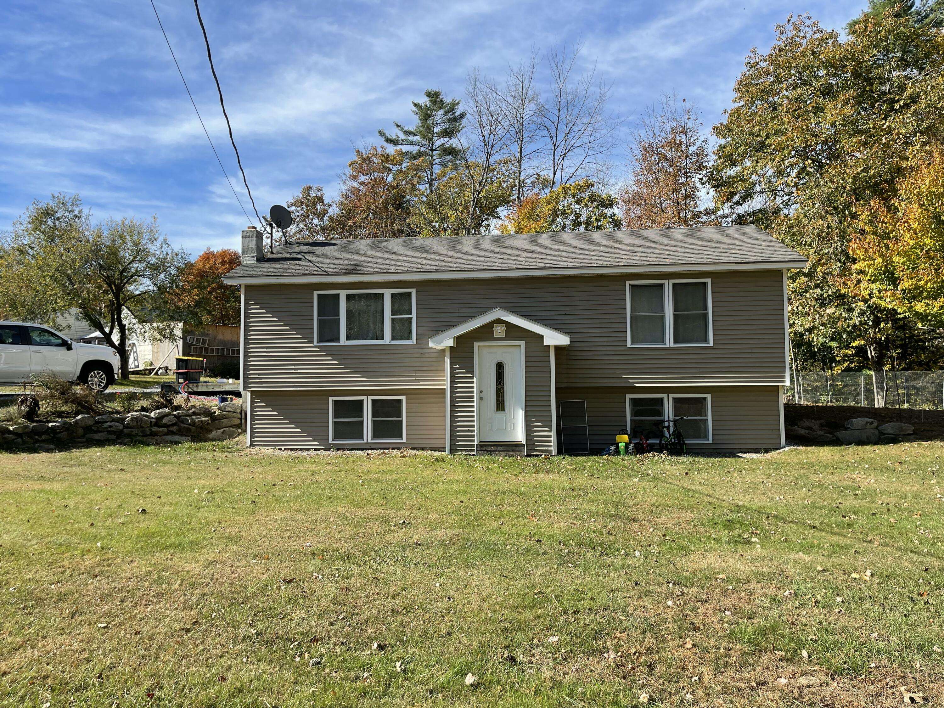 6 Alder RD, Naples, ME 04055