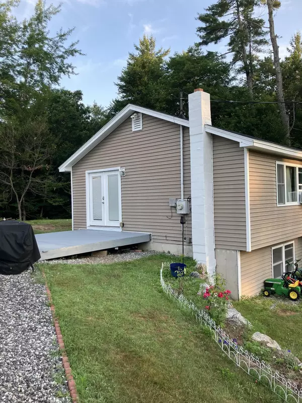 Naples, ME 04055,6 Alder RD