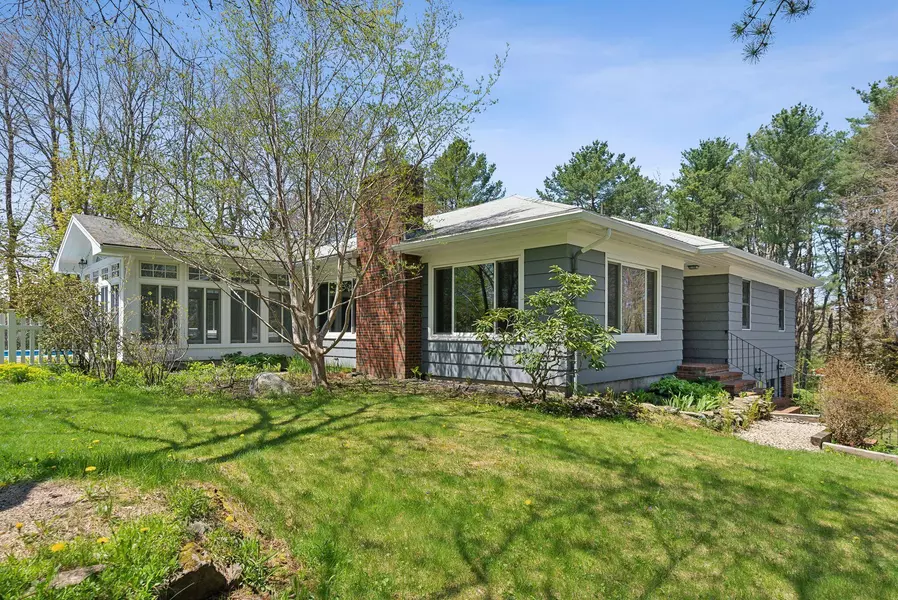 124 Old Ocean House RD, Cape Elizabeth, ME 04107