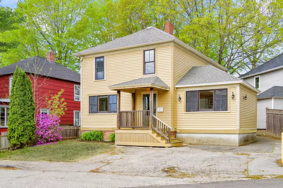 1 Higgins ST, Augusta, ME 04330