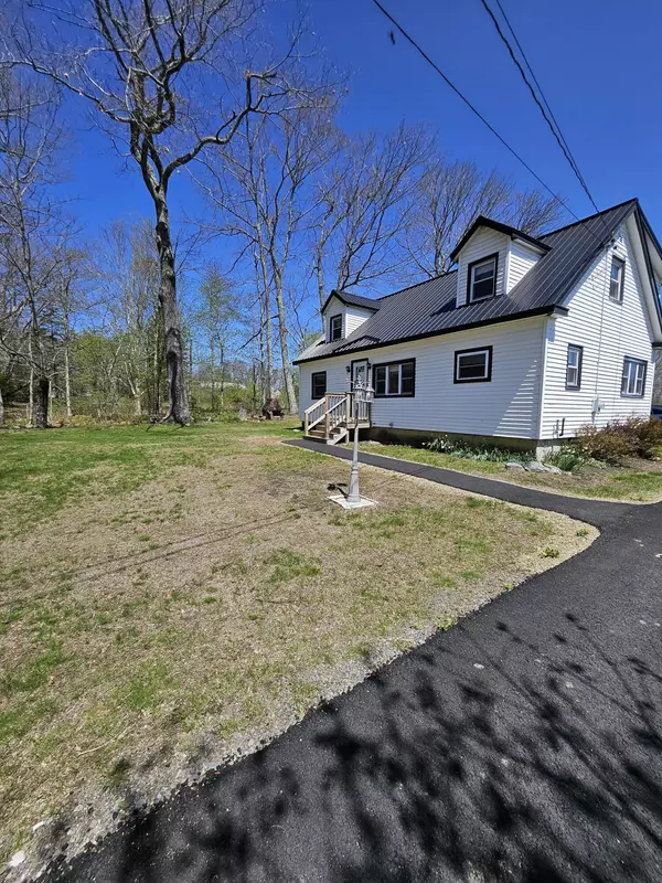 Glenburn, ME 04401,1377 Pushaw RD