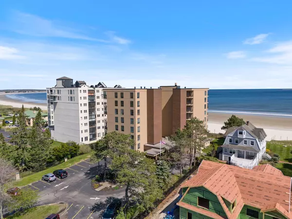 Old Orchard Beach, ME 04064,205 E Grand AVE #7E