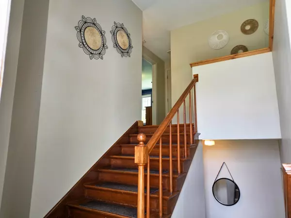 Winslow, ME 04901,141 Cushman RD