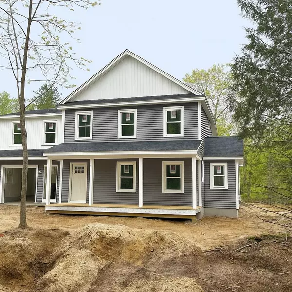 8 Larrabee LN, North Yarmouth, ME 04097
