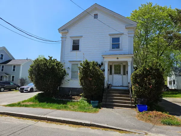 12 Dummer ST, Bath, ME 04530