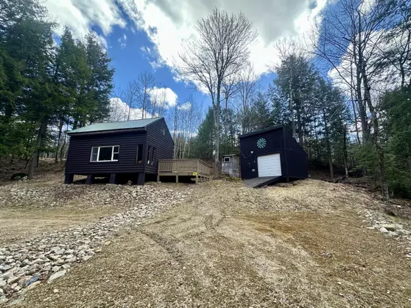 Saint Albans, ME 04971,42 Cyrs Siding RD