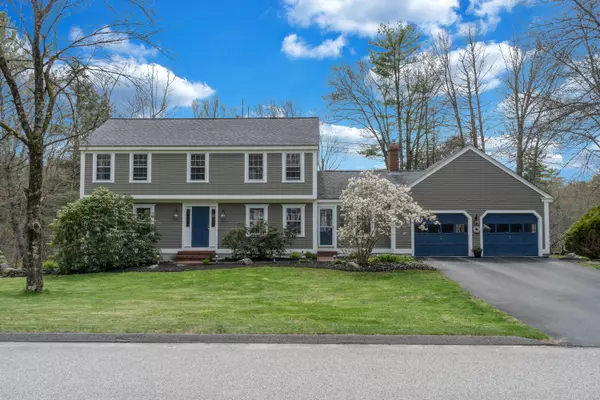 Yarmouth, ME 04096,249 Oakwood DR