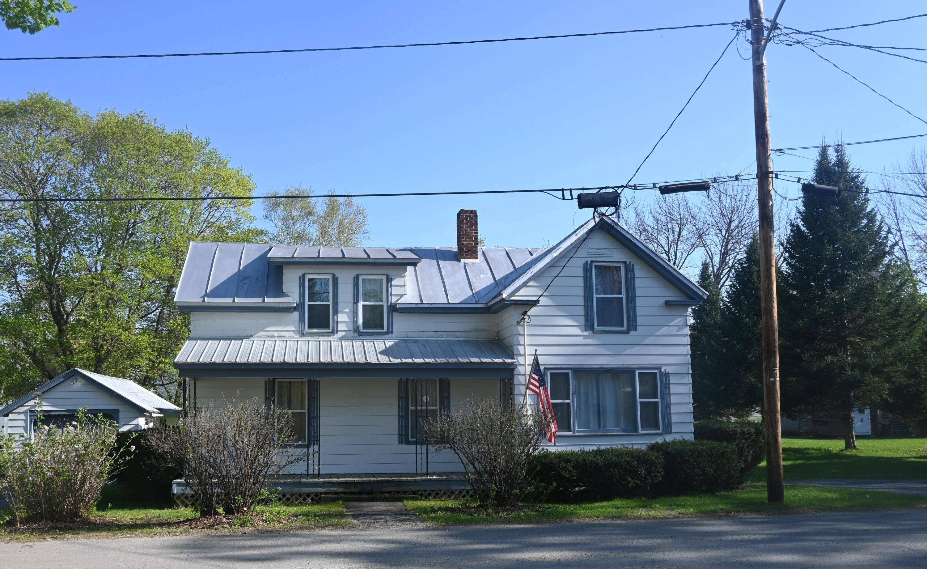 40 Baker ST, Bingham, ME 04920